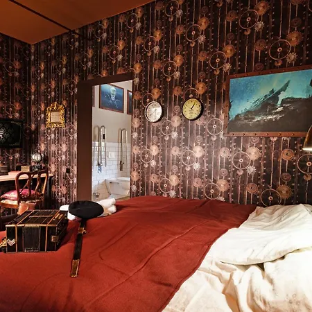 Weltraumbahnhof Rautenkranz - Steampunk Hotel Muldenhammer