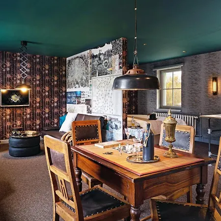 Weltraumbahnhof Rautenkranz - Steampunk