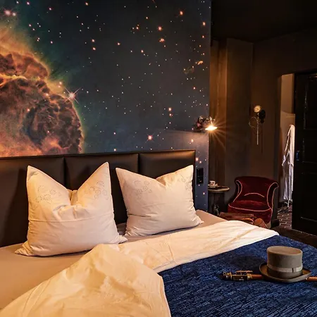 Weltraumbahnhof Rautenkranz - Steampunk Hotel 4*