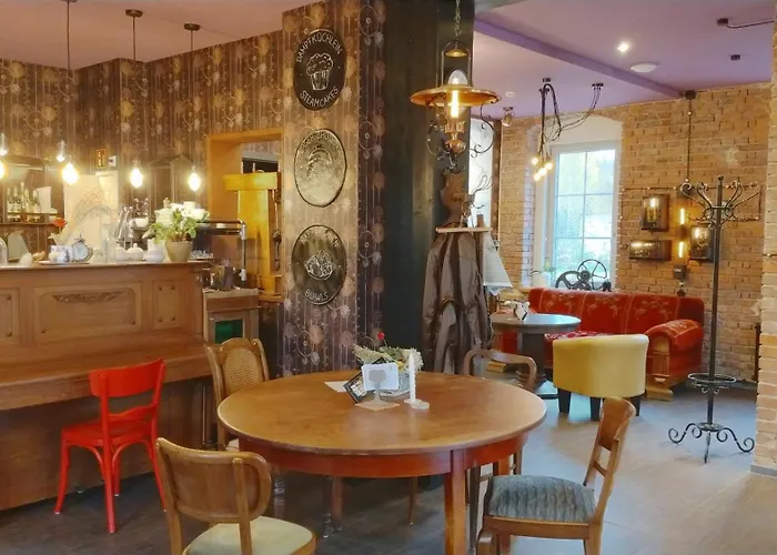 Hotel Weltraumbahnhof Rautenkranz - Steampunk 4*