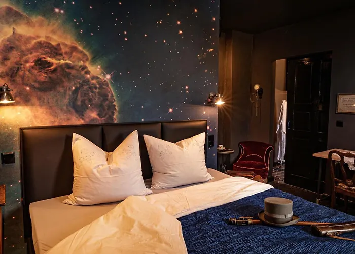 Weltraumbahnhof Rautenkranz - Steampunk Hotel 4*